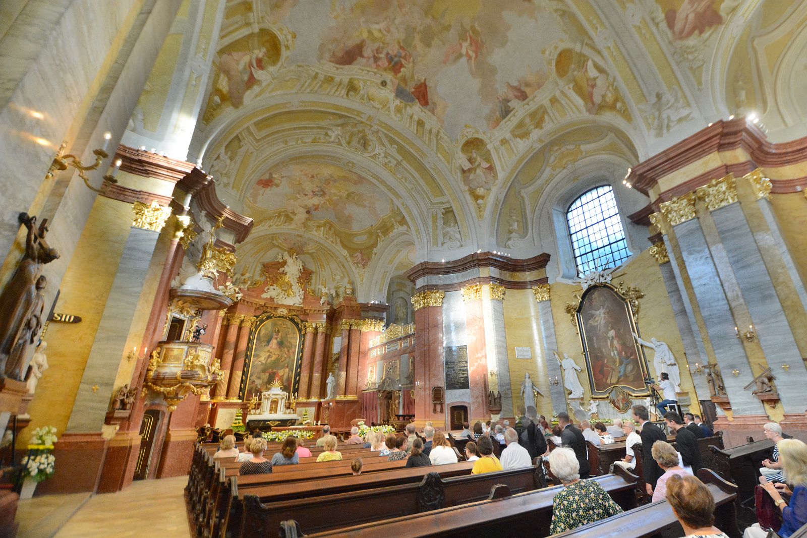 Nagyboldogasszony-napi szentmise a Bazilikában